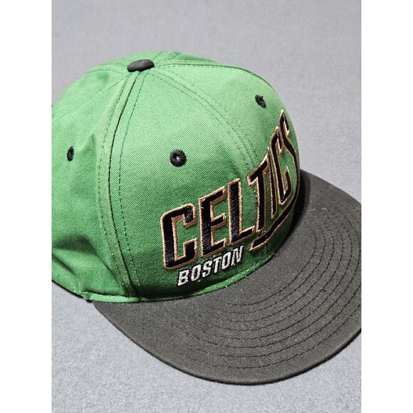 Vintage Adidas Cap Boston Celtics Green SnapBack Hat Cap NBA 100% Cotton - Picture 6 of 8